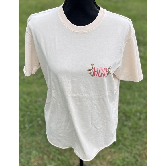 Lainey Wilson Shirt Womens Large I Got A Heart Like A Truck Country Tour Tee - Picture 1 of 11